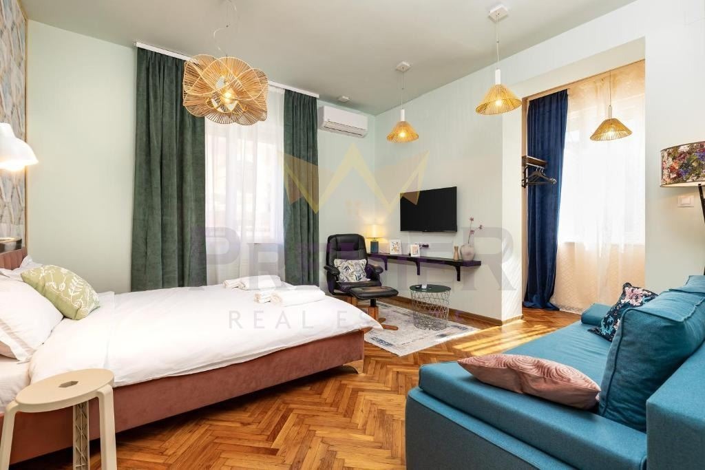 Продава 3-СТАЕН, гр. Пловдив, Център, снимка 2 - Апартаменти - 54121949