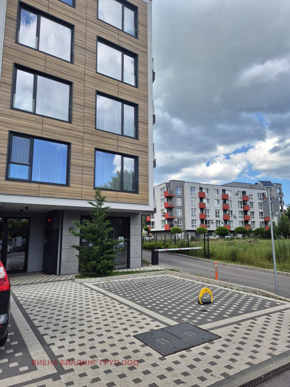 Продава МАГАЗИН, гр. Перник, Изток, снимка 10 - Магазини - 54966890