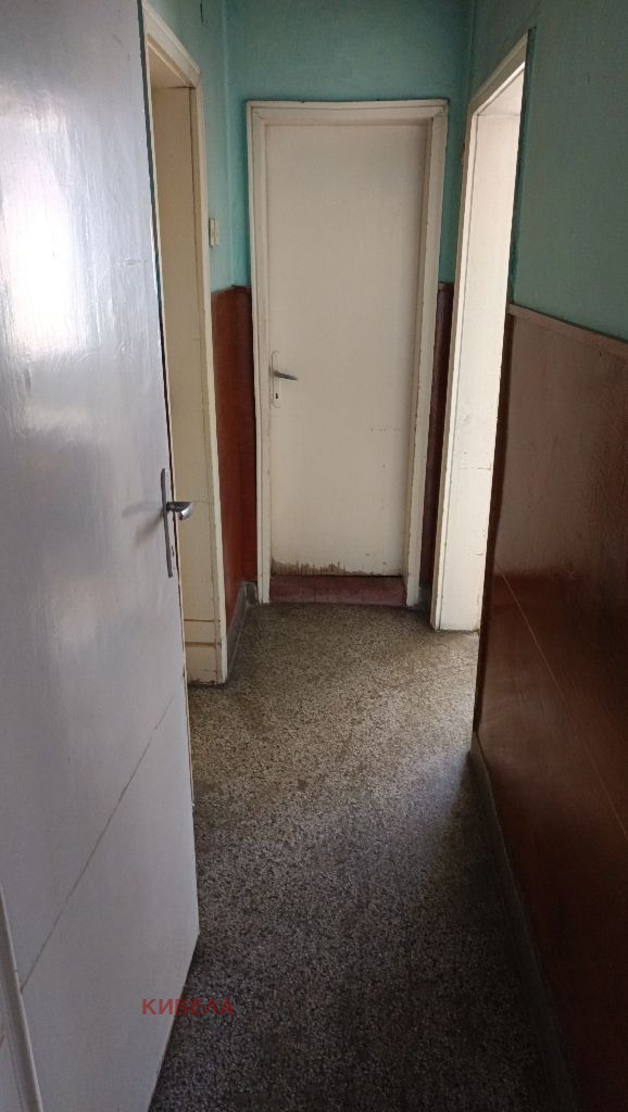 Продава 3-СТАЕН, гр. Перник, Център, снимка 8 - Апартаменти - 55191474