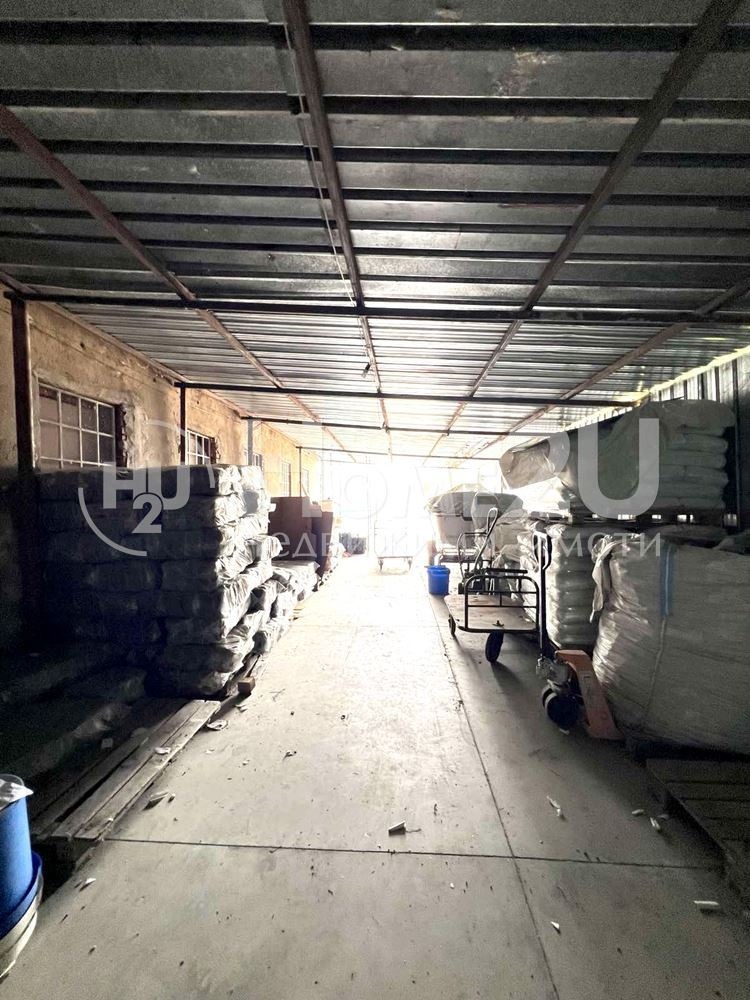 Satılık  Endüstriyel bina bölge Sofia , Musaçevo , 410 metrekare | 54155051 - görüntü [2]