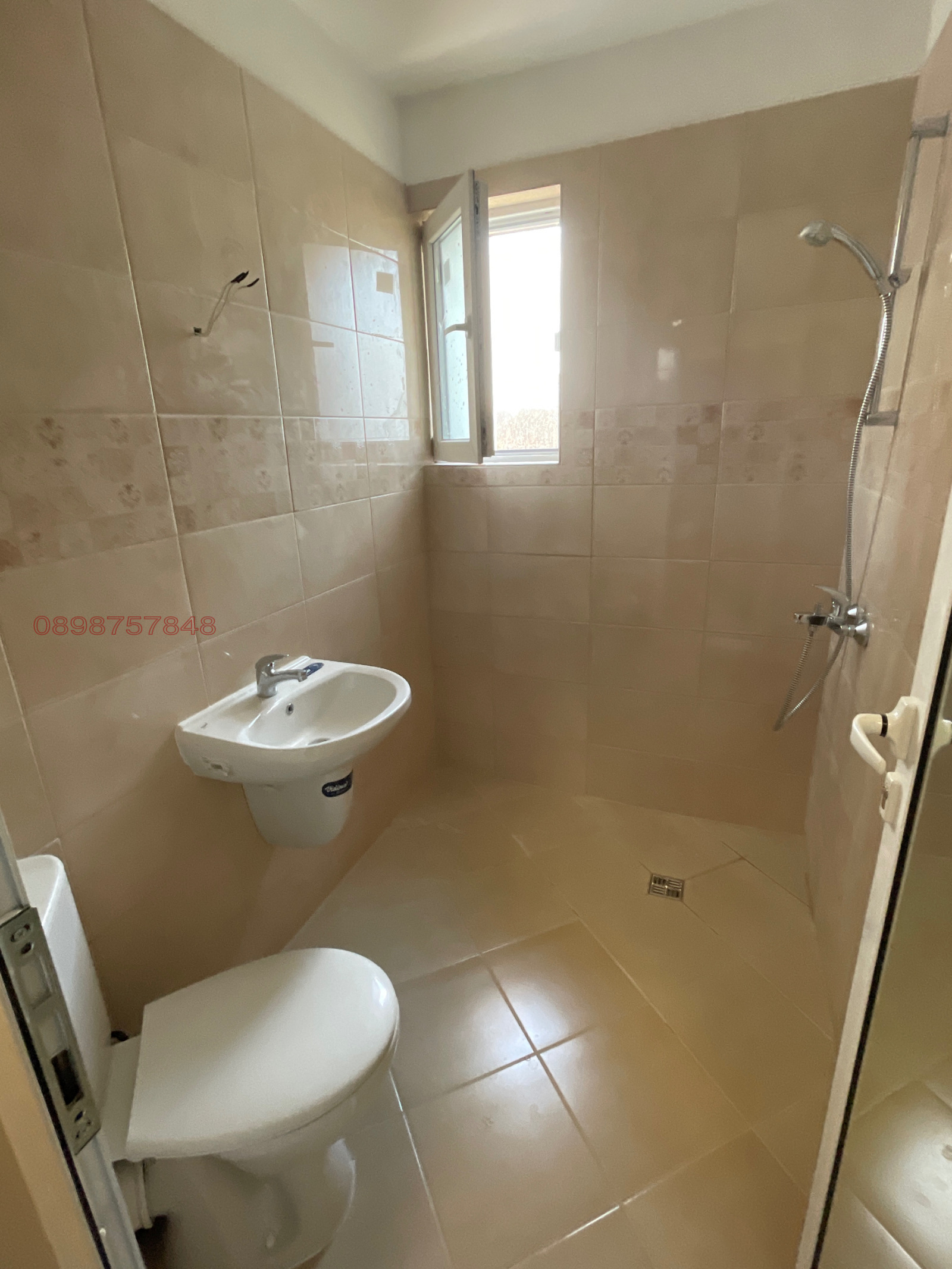 Продава 1-СТАЕН, гр. София, Бенковски, снимка 16 - Апартаменти - 55726894
