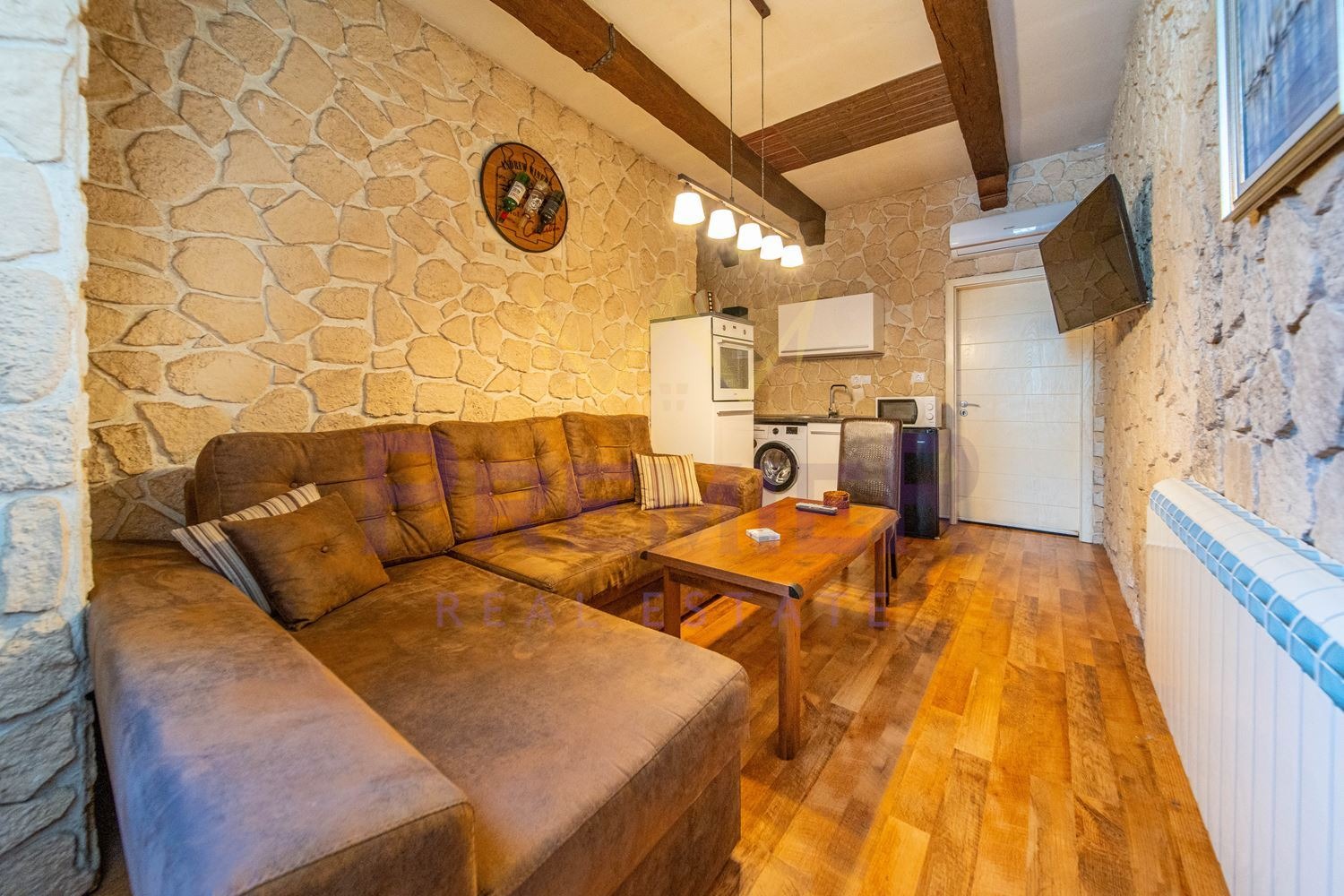 Продава КЪЩА, гр. Варна, м-т Долна Трака, снимка 4 - Къщи - 54342518