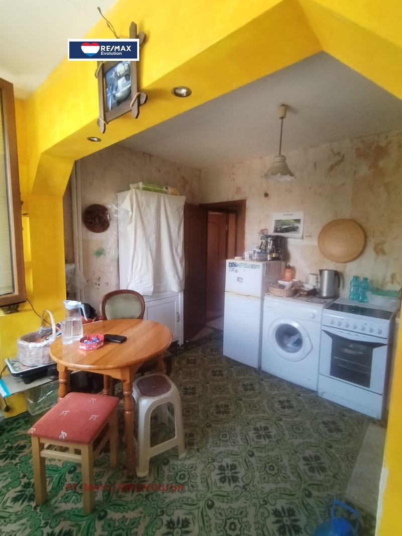 Te koop  1 slaapkamer Razgrad , Beli Lom , 60 m² | 98467578