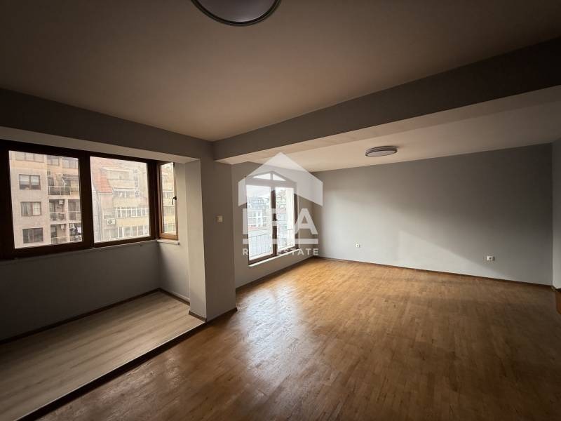 Продава 2-СТАЕН, гр. Варна, Гранд Мол, снимка 5 - Апартаменти - 52638641