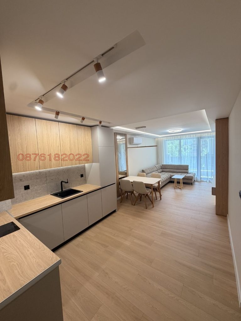 Продава 2-СТАЕН, гр. Пловдив, Кючук Париж, снимка 4 - Апартаменти - 54582526