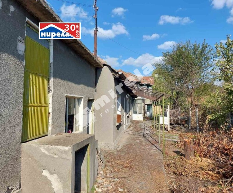 Eladó  Ház régió Veliko Tarnovo , Maslarevo , 260 négyzetméter | 76131880 - kép [2]