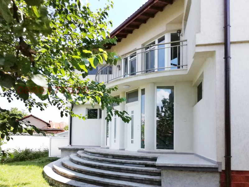 Продава КЪЩА, гр. Луковит, област Ловеч, снимка 6 - Къщи - 52781060