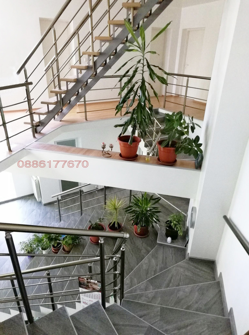 Продава КЪЩА, гр. Луковит, област Ловеч, снимка 12 - Къщи - 52781060