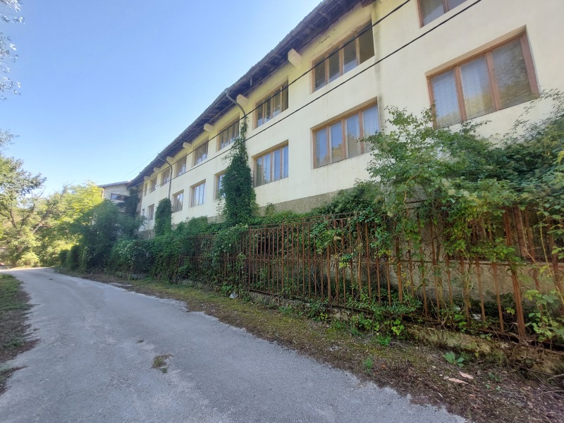 Продава ХОТЕЛ, област Велико Търново, с. Мишеморков хан • 450000 € • 10861066 — Holmes.bg