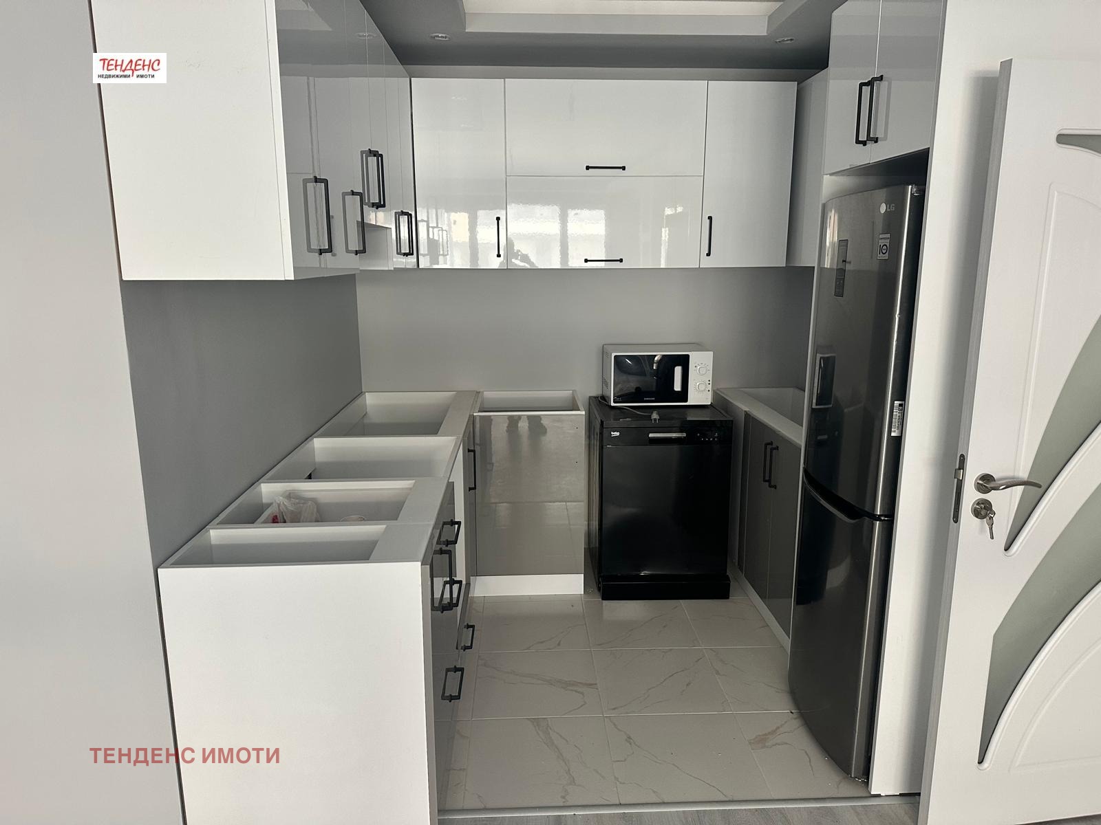 Продава 2-СТАЕН, гр. Кърджали, Възрожденци, снимка 5 - Апартаменти - 54106640