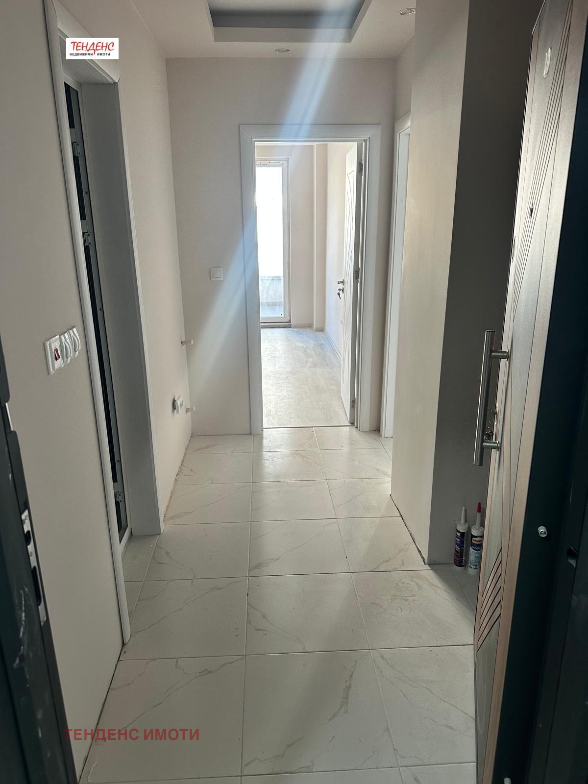 Продава 2-СТАЕН, гр. Кърджали, Възрожденци, снимка 3 - Апартаменти - 54106640