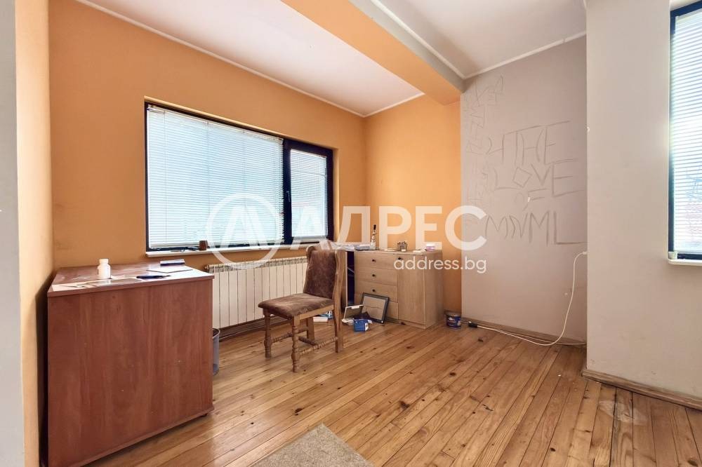 Продава КЪЩА, гр. София, Филиповци, снимка 2 - Къщи - 55626937