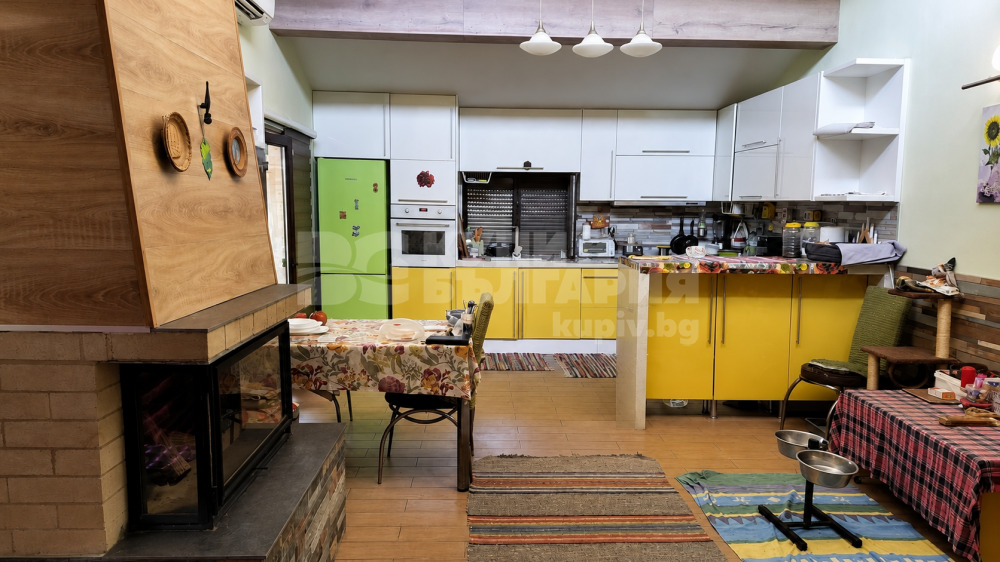 Продава КЪЩА, с. Близнаци, област Варна, снимка 4 - Къщи - 55640482