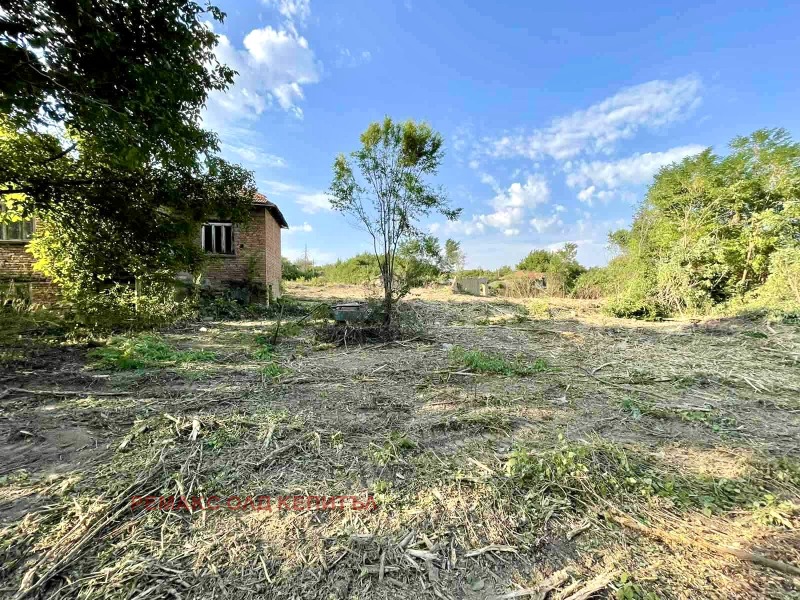 Продава КЪЩА в област Велико Търново, с. Сломер - 120 кв.м / 8 078.41 € » 15 800 лв., РЕМАКС ОЛД КЕПИТЪЛ