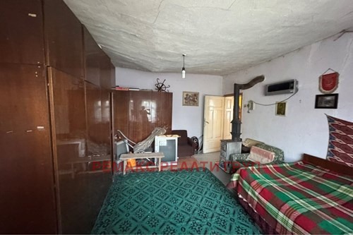 Продава 4-СТАЕН, гр. Търговище, Запад 3, снимка 9 - Апартаменти - 55964924
