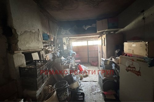 Продава 4-СТАЕН, гр. Търговище, Запад 3, снимка 12 - Апартаменти - 55964924
