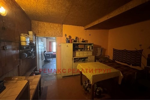 Продава 4-СТАЕН, гр. Търговище, Запад 3, снимка 10 - Апартаменти - 55964924