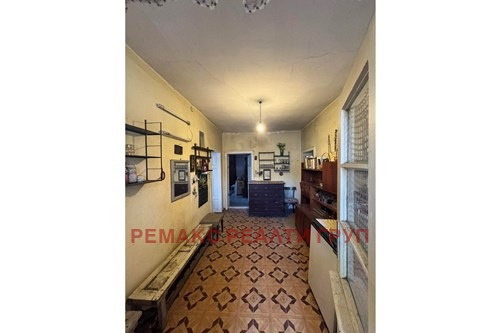 Продава 4-СТАЕН, гр. Търговище, Запад 3, снимка 8 - Апартаменти - 55964924