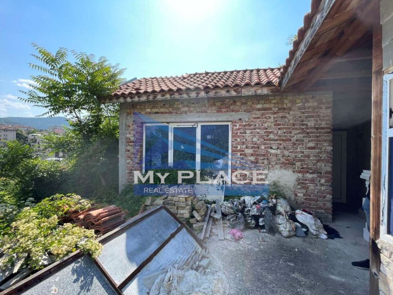 Te koop  Huis Sjumen , Makak , 75 m² | 60002950