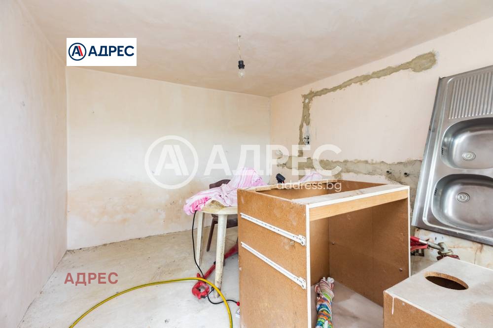 Продава КЪЩА, с. Осеново, област Варна, снимка 10 - Къщи - 55986618
