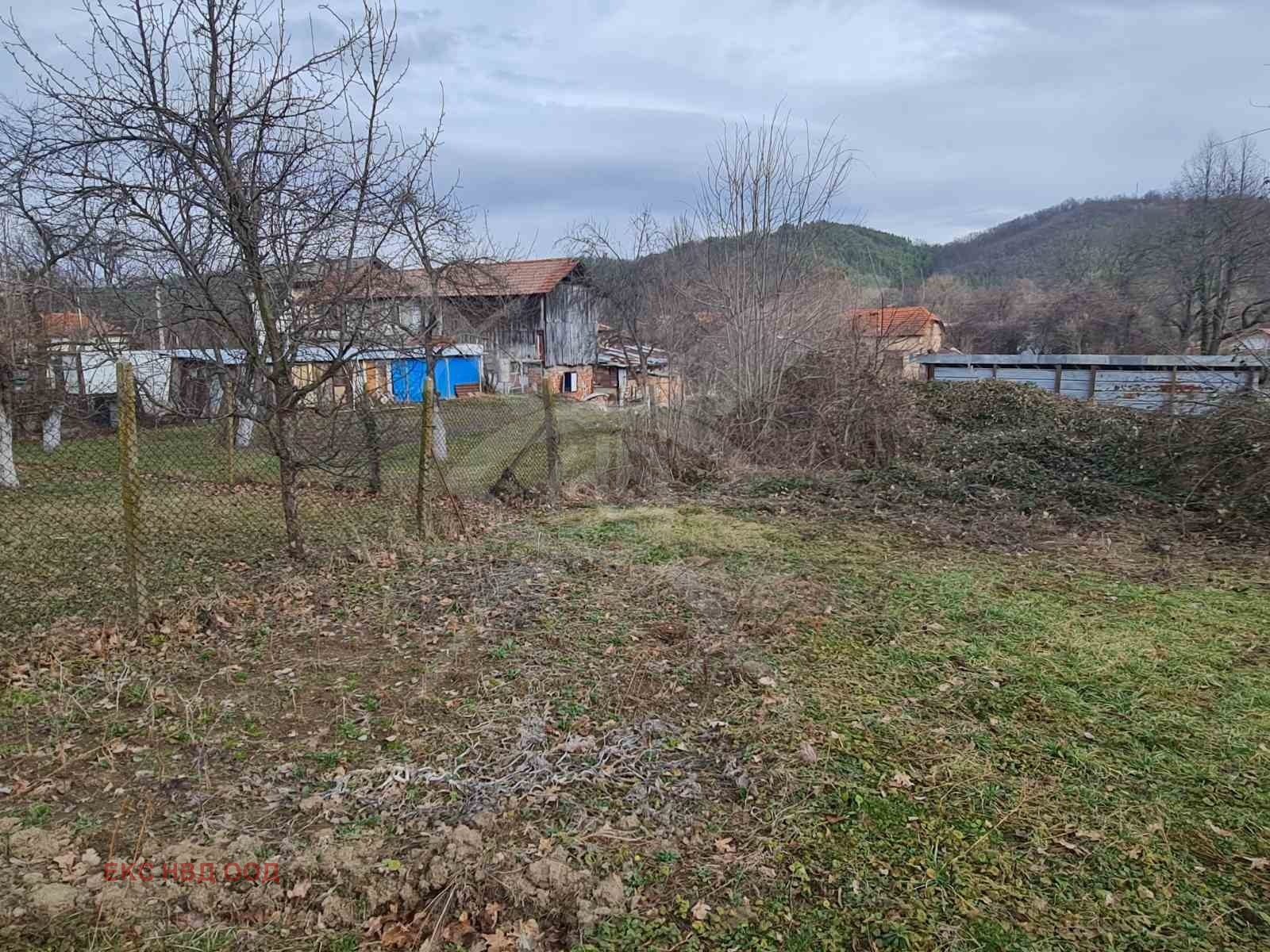 Продава ПАРЦЕЛ, с. Орешак, област Ловеч, снимка 2 - Парцели - 53729322