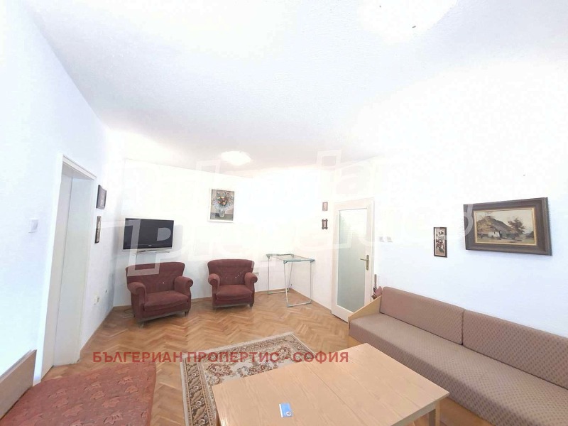 De vânzare  1 dormitor Sofia , Banișora , 60 mp | 75855220 - imagine [2]