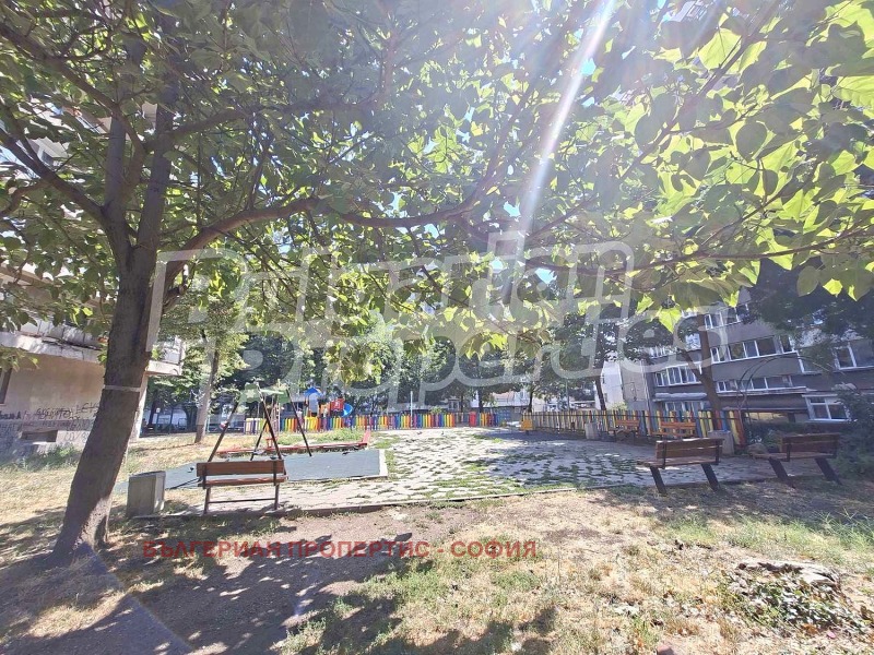 De vânzare  1 dormitor Sofia , Banișora , 60 mp | 75855220 - imagine [12]