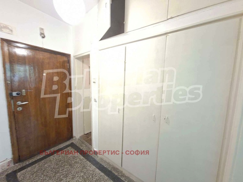 De vânzare  1 dormitor Sofia , Banișora , 60 mp | 75855220 - imagine [10]