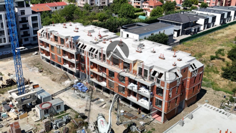 Продава  3-стаен град Пловдив , Остромила , 122 кв.м | 45911031