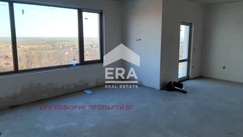 Продава КЪЩА, с. Каменар, област Бургас, снимка 6 - Къщи - 49320240