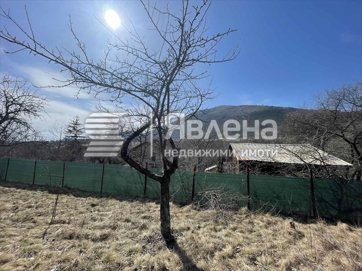 Продава КЪЩА, с. Лялинци, област Перник, снимка 3 - Къщи - 54964878