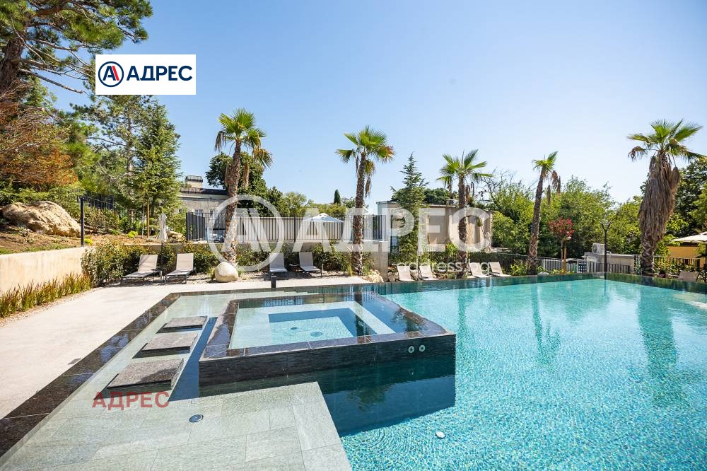 Продава КЪЩА, гр. Варна, к.к. Св.Св. Константин и Елена, снимка 11 - Къщи - 52797792