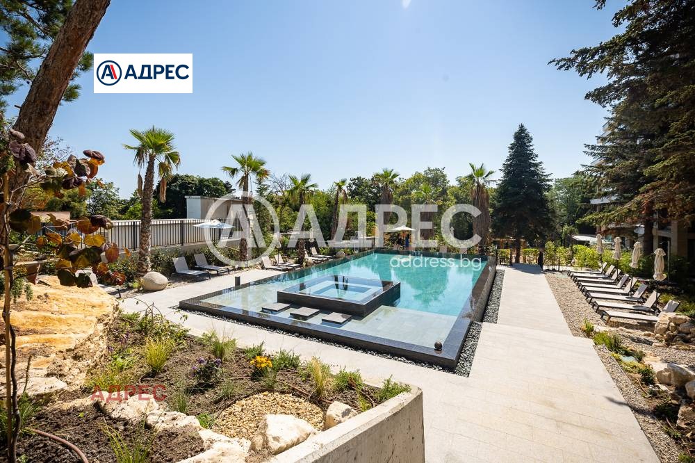 Продава КЪЩА, гр. Варна, к.к. Св.Св. Константин и Елена, снимка 5 - Къщи - 52797792