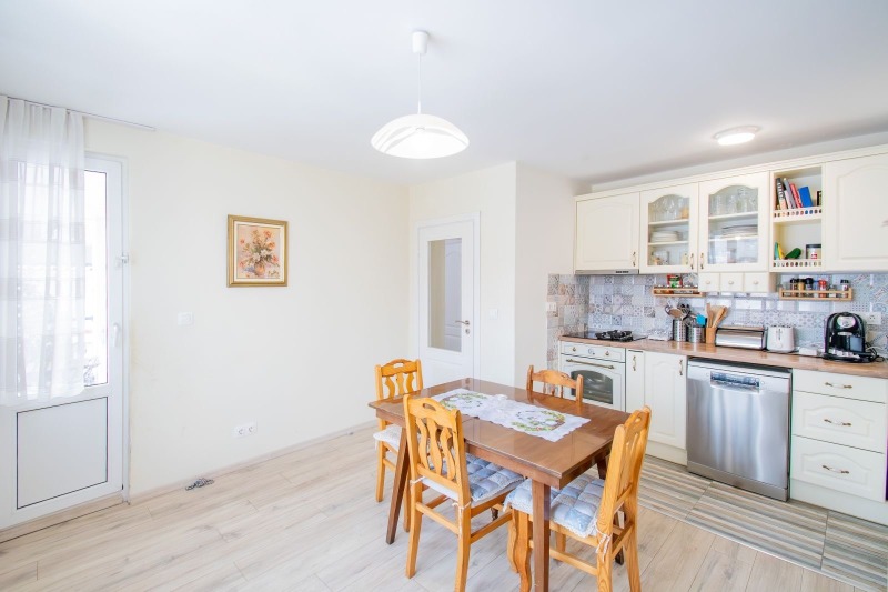 Продава КЪЩА в град София, с. Лозен - 320 кв.м / 570 000 € » 1 114 823.10 лв., ЗЕЛЕНАТА КЪЩА