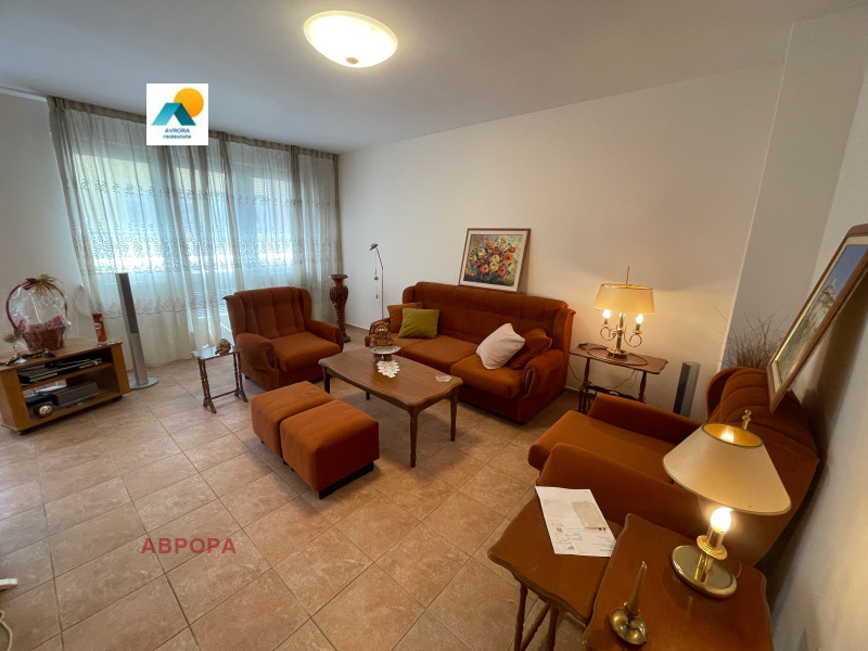 Te koop  2 slaapkamers Sofia , Belite brezi , 103 m² | 15262115