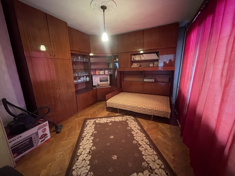 Продава 3-СТАЕН, гр. Шумен, Добруджански, снимка 7 - Апартаменти - 52803338