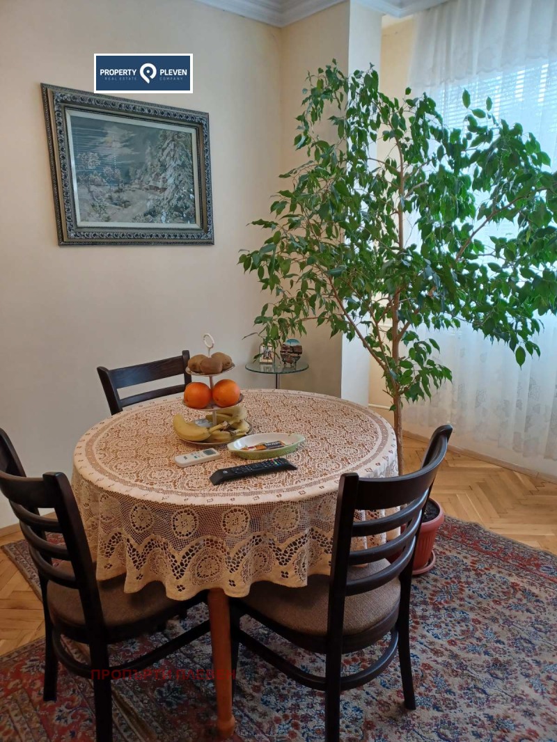 Продава 3-СТАЕН, гр. Плевен, Идеален център, снимка 3 - Апартаменти - 53351098