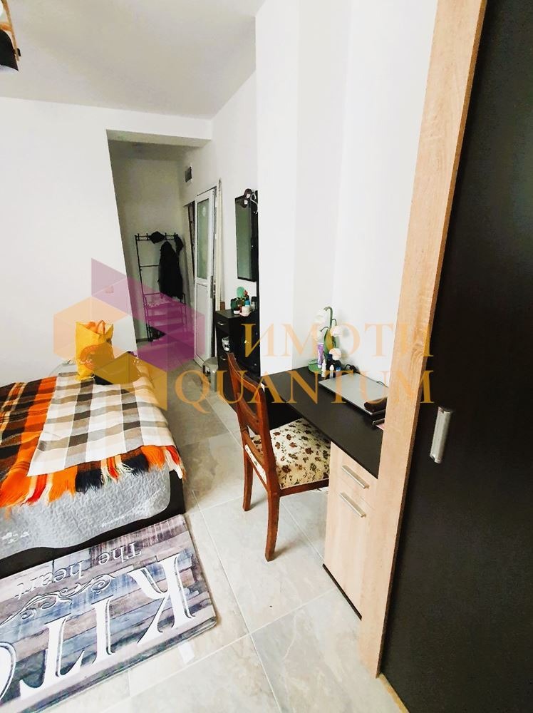 Продава АТЕЛИЕ, ТАВАН, гр. Варна, Цветен квартал, снимка 6 - Апартаменти - 52158566