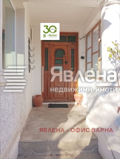 Продава КЪЩА, гр. Варна, с. Звездица, снимка 2 - Къщи - 48386122