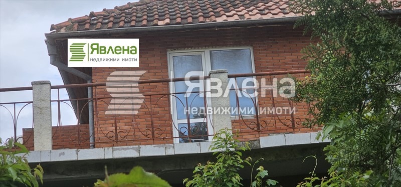 En venta  Casa región Dóbrich , Obrochishte , 302 metros cuadrados | 22193231