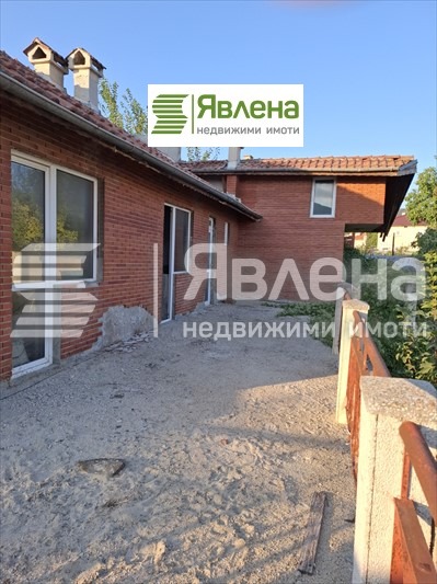 En venta  Casa región Dóbrich , Obrochishte , 302 metros cuadrados | 22193231 - imagen [12]