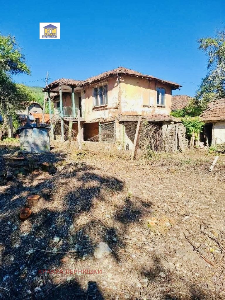 Te koop  Huis regio Pernik , Svetlja , 1640 m² | 81553707 - afbeelding [4]