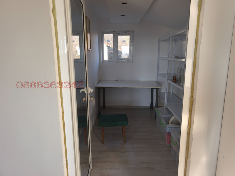 Продава КЪЩА, с. Чибаовци, област София област, снимка 17 - Къщи - 52712588