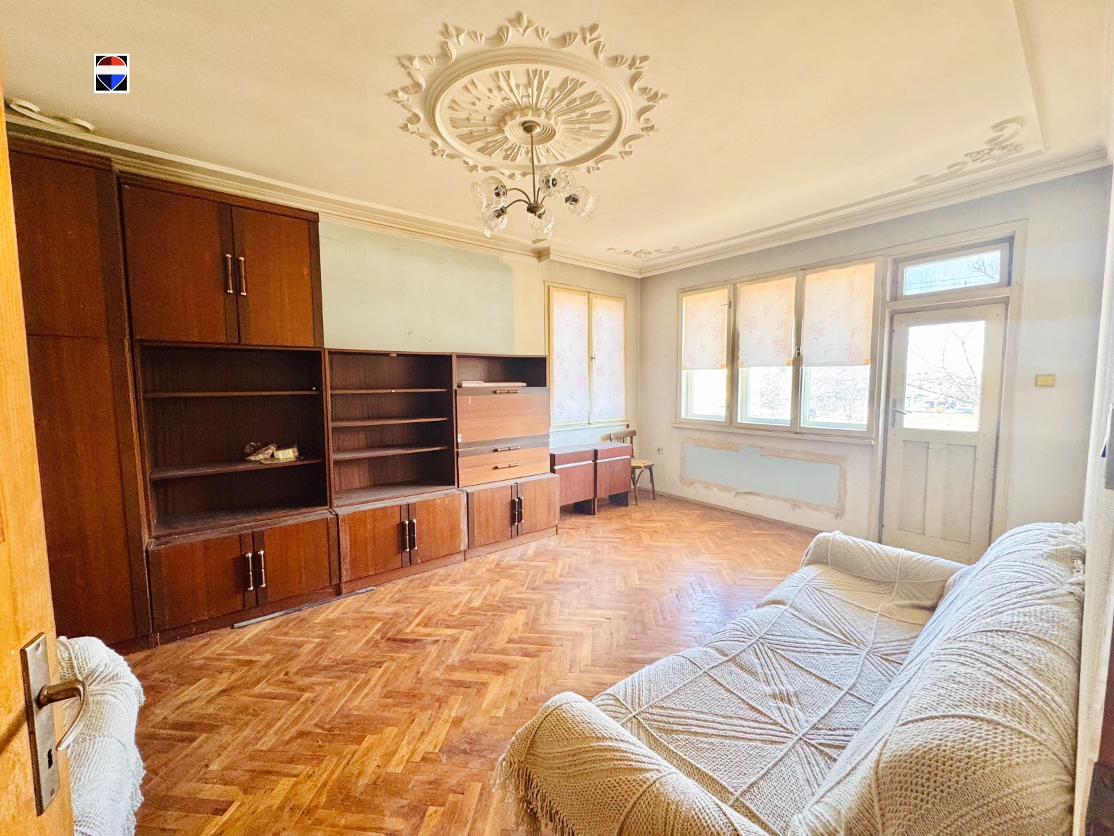 Продава МНОГОСТАЕН, гр. Хисаря, област Пловдив