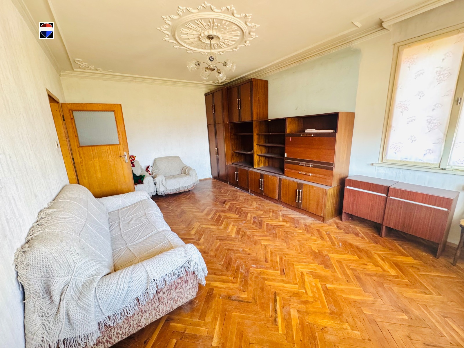 Продава МНОГОСТАЕН, гр. Хисаря, област Пловдив, снимка 2 - Апартаменти - 54049408