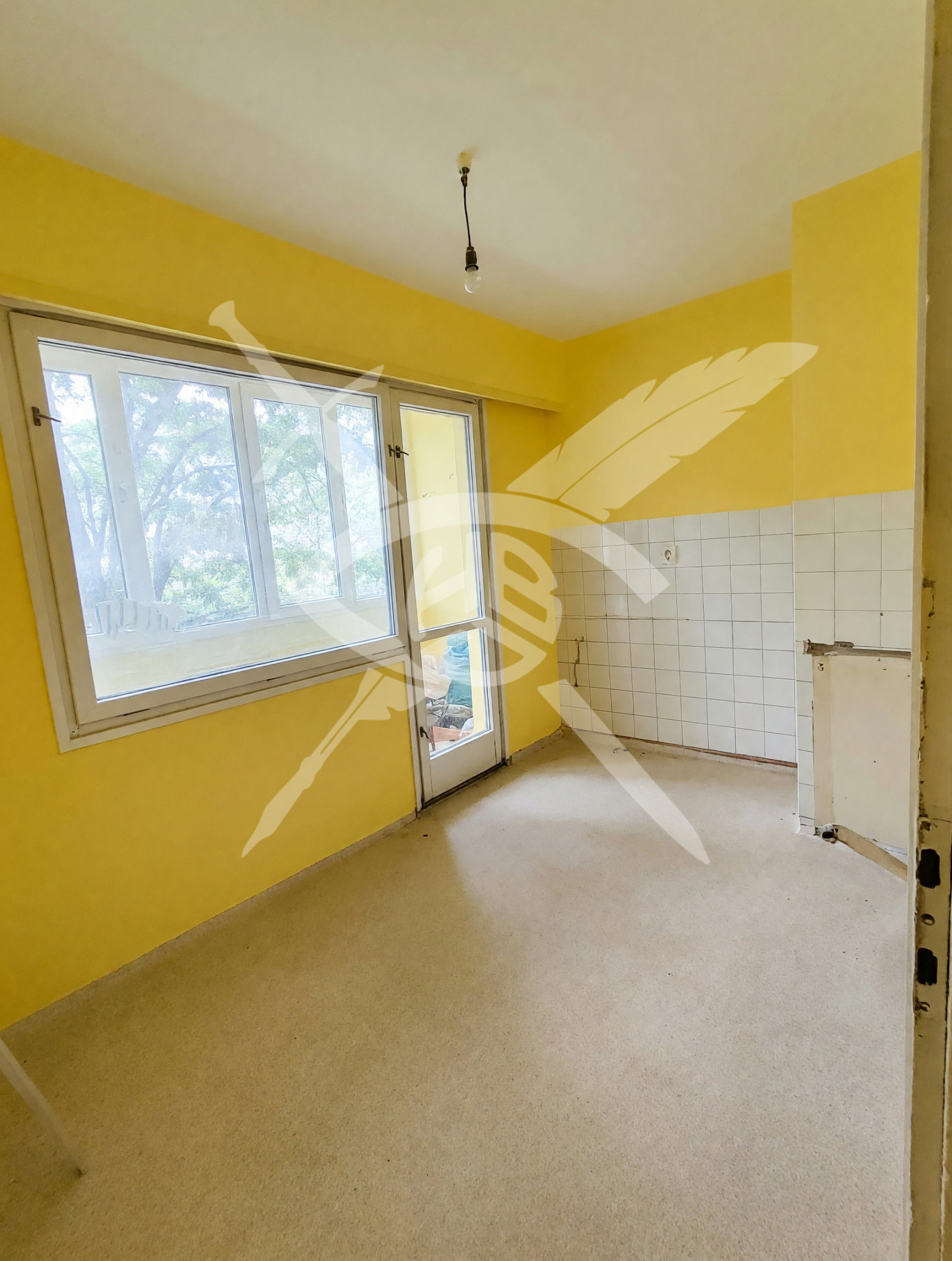 Продава МНОГОСТАЕН, гр. Бургас, Славейков, снимка 4 - Апартаменти - 54756618