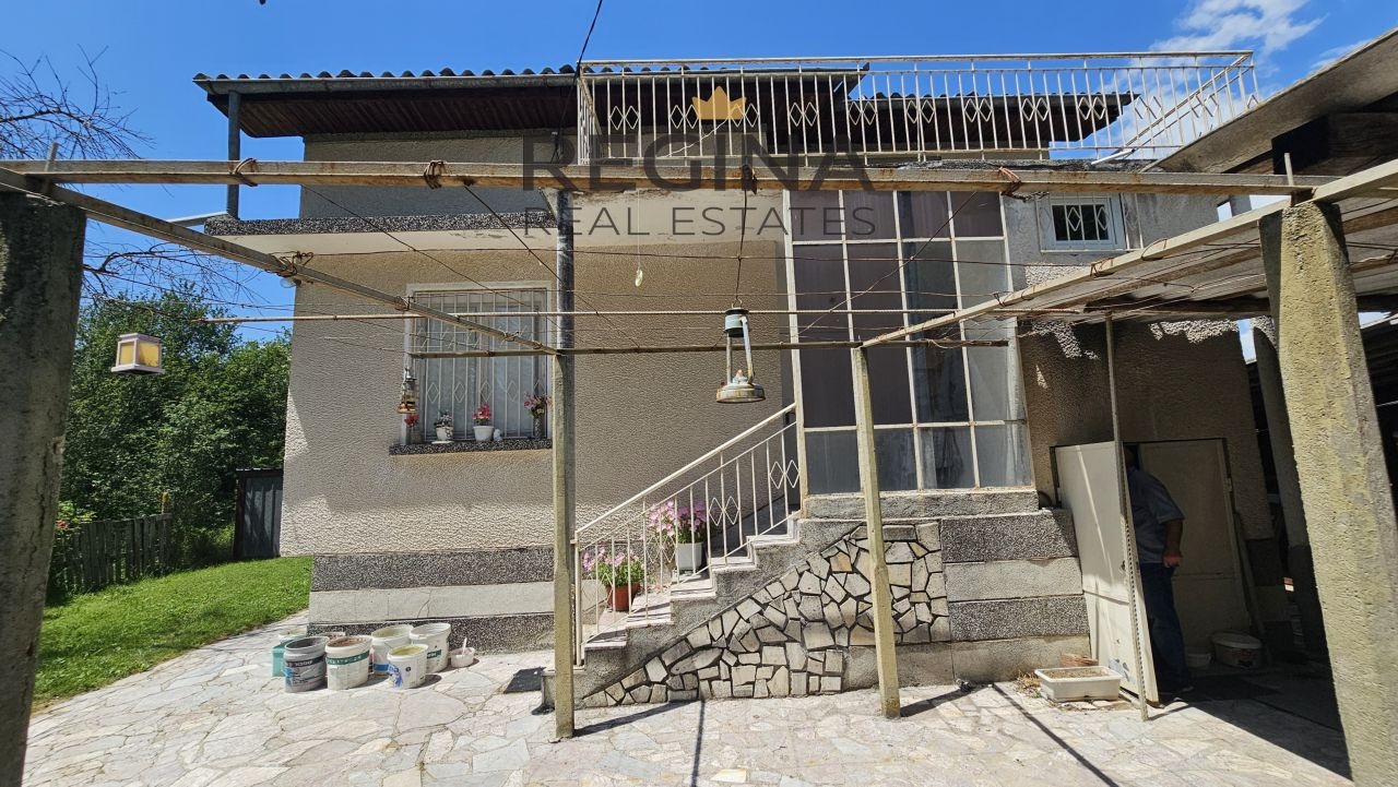 Продава КЪЩА, с. Ново Железаре, област Пловдив, снимка 2 - Къщи - 53762951