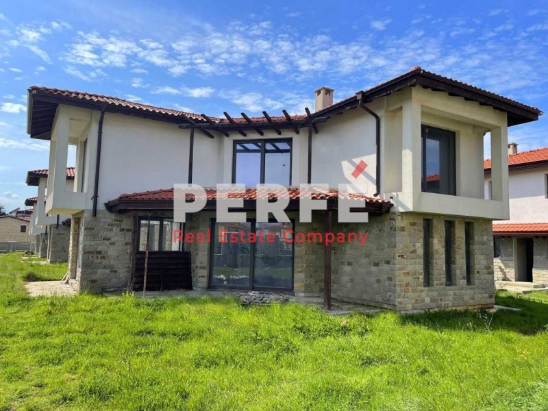Till salu  Hus region Burgas , Sinemorec , 200 kvm | 35445866 - bild [6]