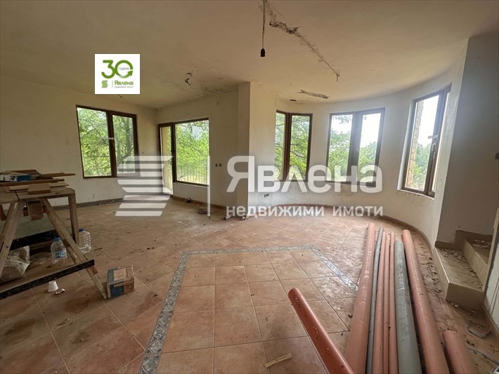 Продава КЪЩА, с. Аврен, област Варна, снимка 3 - Къщи - 55336356