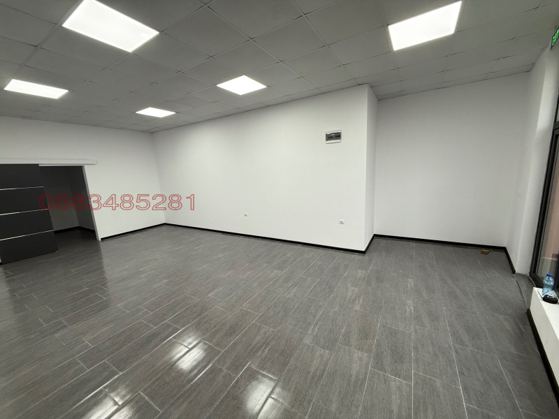 Продава МАГАЗИН, гр. Търговище, Център, снимка 10 - Магазини - 52780501